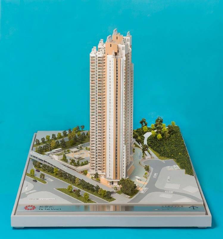 新一期居屋 圖為新居屋東涌裕泰苑建築模型。