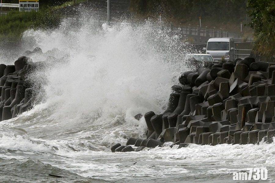  【挾帶烈風暴雨】超強颱風「海神」襲九州 3傷43萬人疏散 (有片)