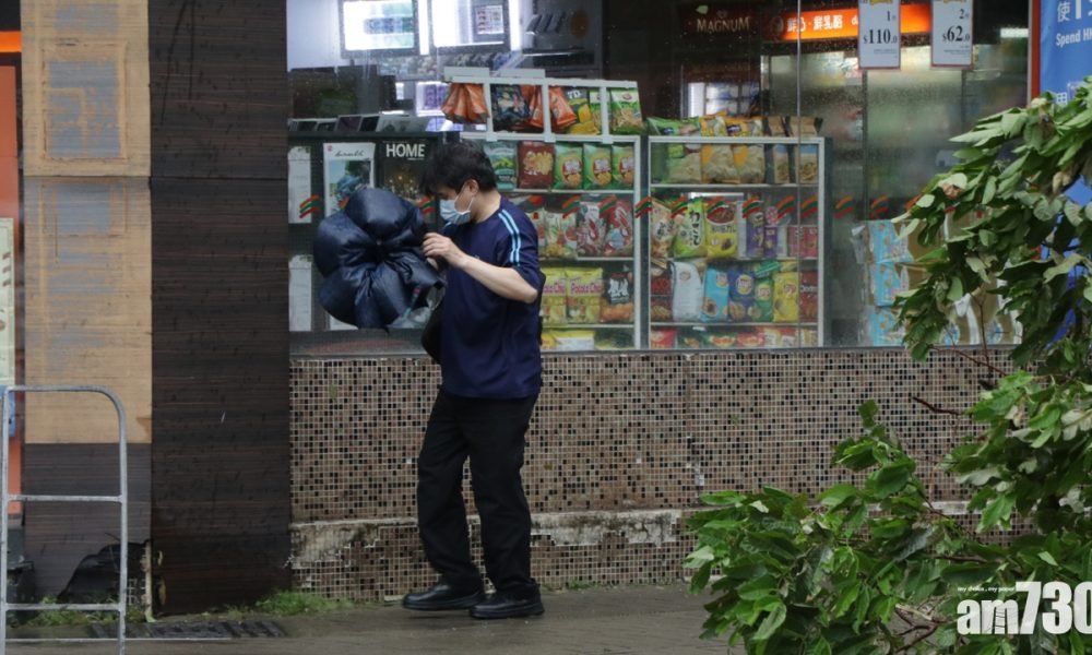 天文台：料每小時80公里強陣風吹襲　新界北錄超過70毫米雨量