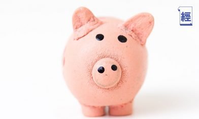 28歲低級公務員月入28,000 想靠月供股票做到每月收息10,000元 可以怎做？｜龔成