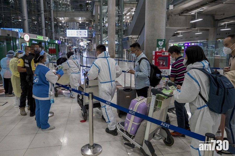 【新冠肺炎】泰國解封迎首批外國遊客  39人從上海抵曼谷機場
