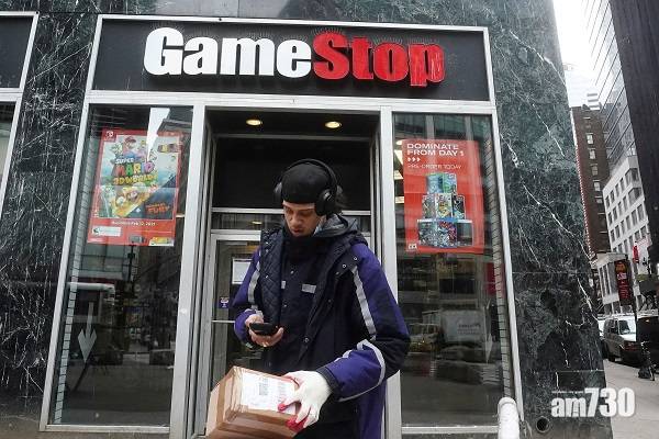 華爾街大戰｜小股民網上討論區發動搶購 電子遊戲零售商GameStop股價暴漲逾17倍 唱淡對沖基金敗走