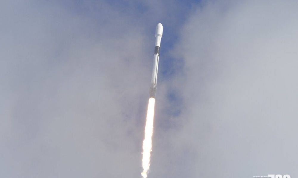  SpaceX｜搭載143枚衛星升空 SpaceX火箭破紀錄 包括兩台灣衛星