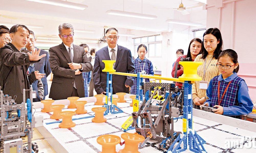 IT創新實驗室擴至小學每校40萬