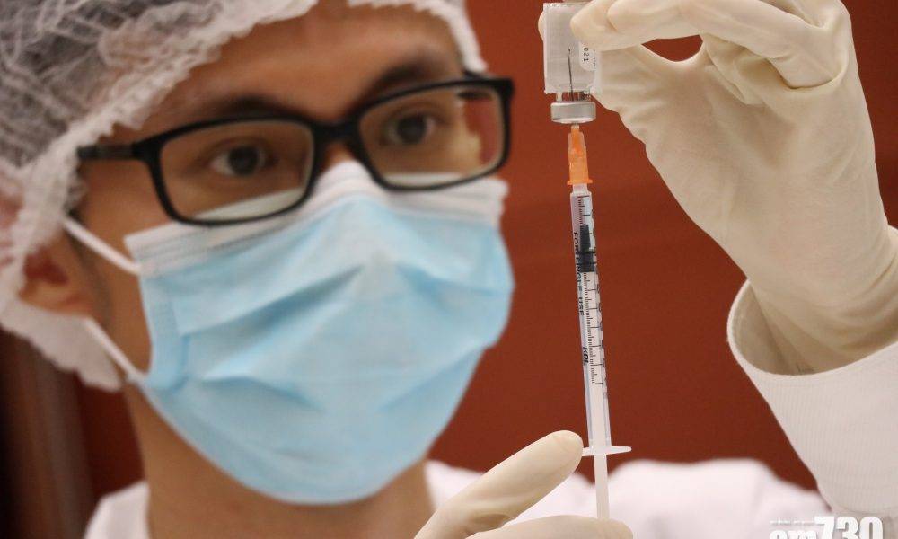  新冠疫苗｜63歲婦接種後敏感高血壓留醫　前日多近萬市民打第二劑