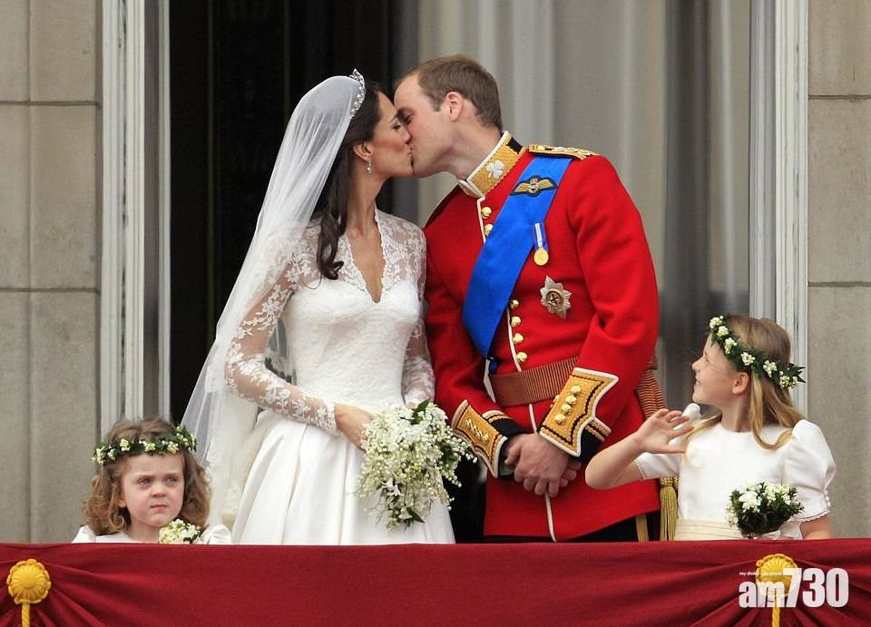  英國王室｜威廉凱特結婚10周年  官網發相甜笑放閃