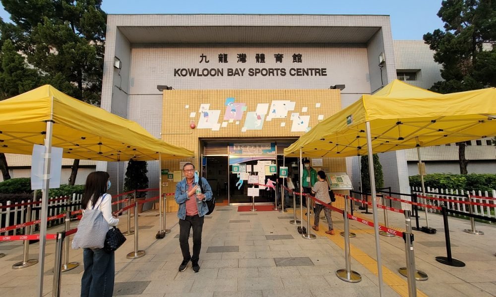 新冠疫苗｜34歲男打復必泰後失去知覺　周五14人接種後需送院