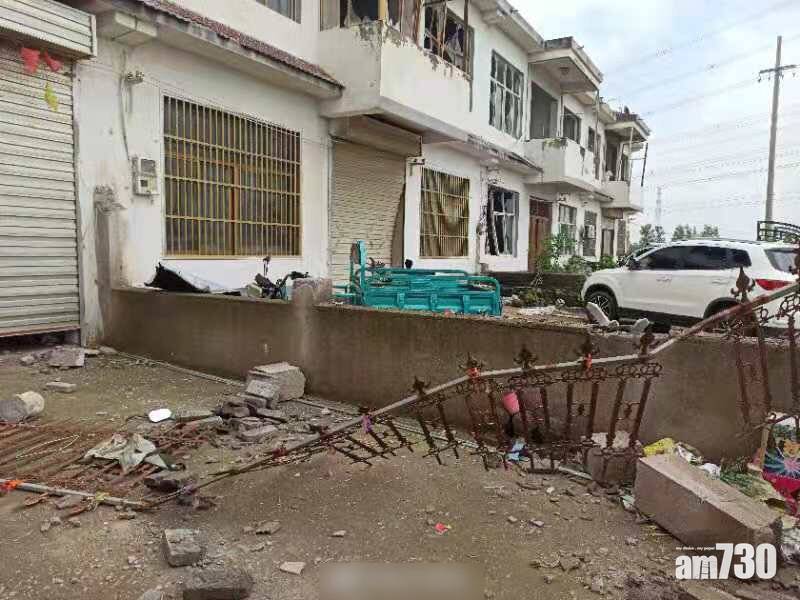 狂風暴雨襲江蘇徐州 12人受傷90屋損毀