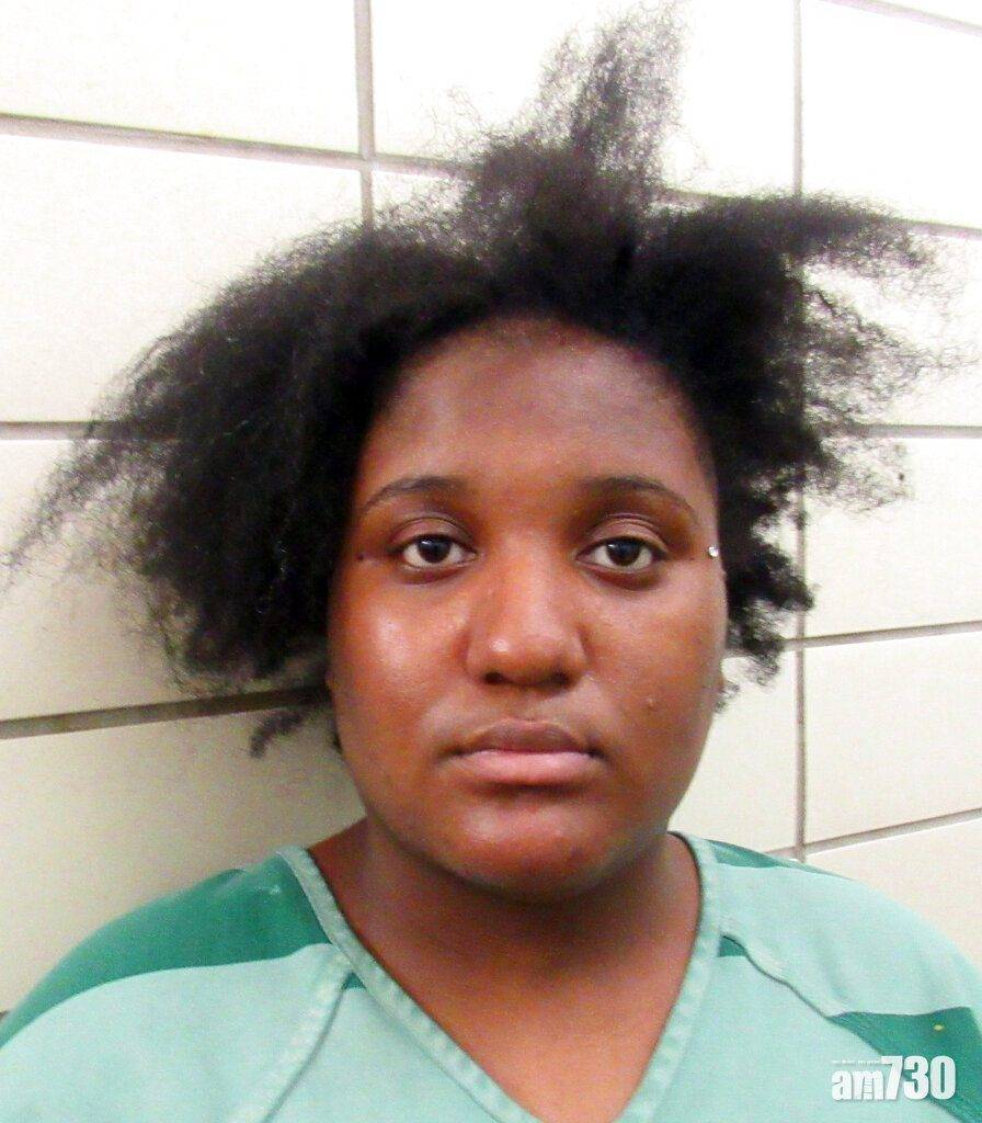 倫常兇案｜德州狠母30多刀刺斃7歲女兒  被捕時直認「是我做的！」