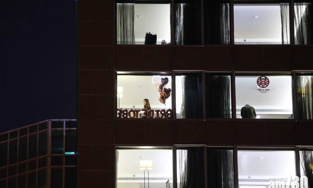  網上熱話｜酒店多於4人一房被趕　網民不岔發文反遭圍插