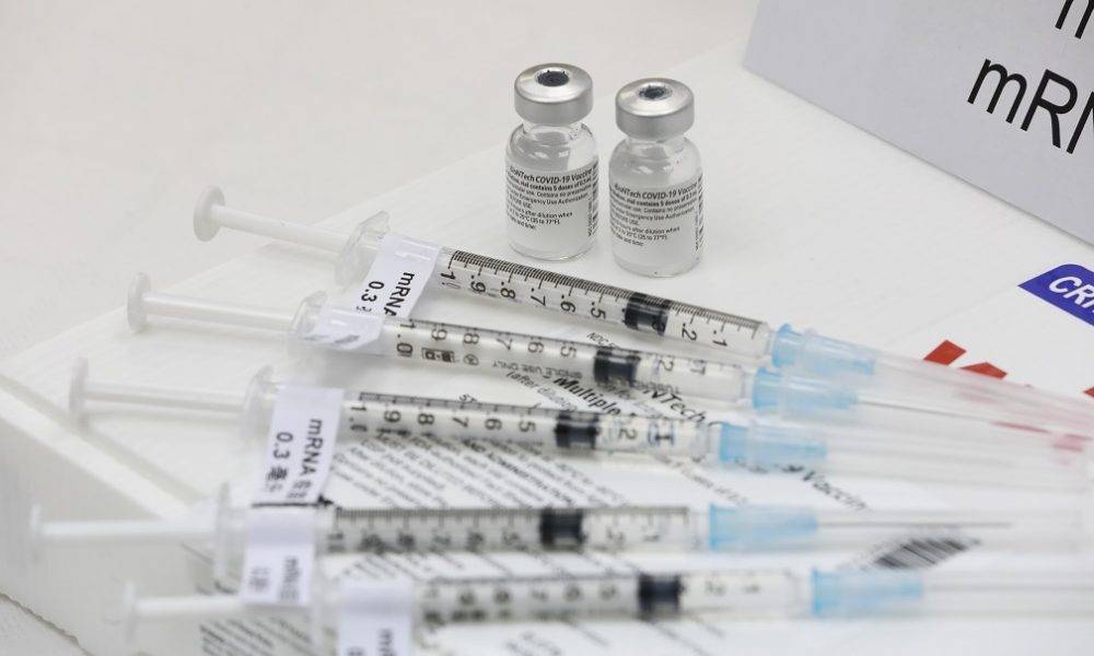  新冠疫苗｜中大調查：七成人稱放有薪假可鼓勵接種疫苗