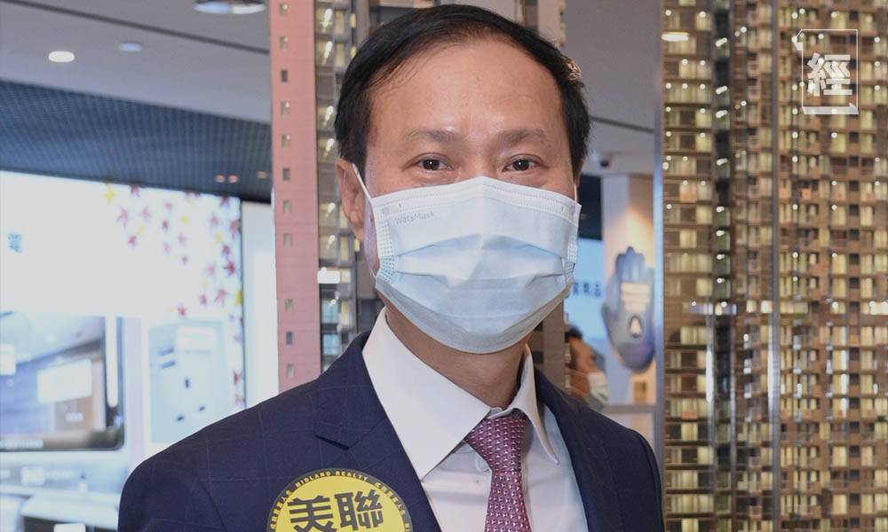 新香港人 布少明表示，港府在疫情下推封關措施，但今年首8個月內地買家佔香港樓市一手私宅註冊比率創4年新高。