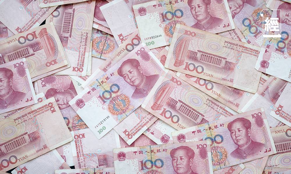 上海出現「換鈔難」人民幣持續下跌 ｜市民撲咗3間銀行：才換到3千港元！