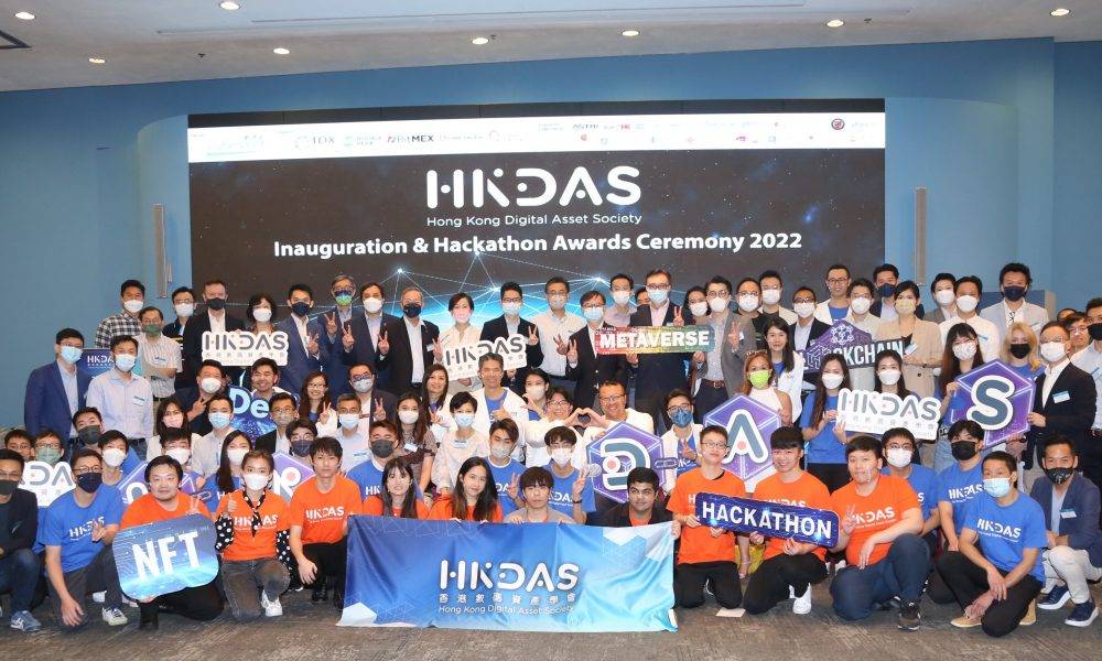 14歲少年奪「黑客松」獎項　陳浩濂：香港未來要靠年輕人創意推動