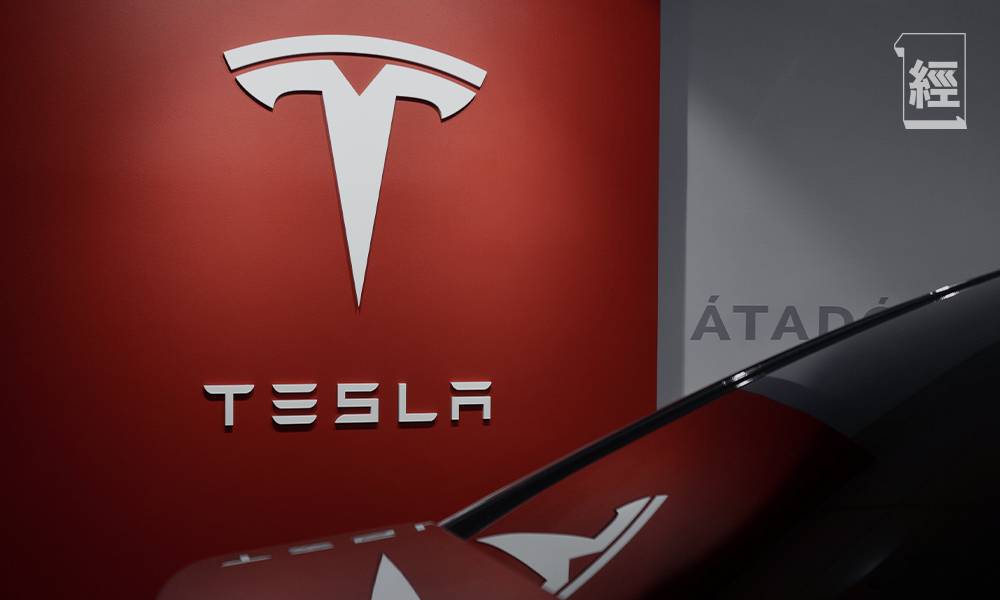 油貴定電貴| 香港 Tesla 兩度狂加價 最新加幅7%  網民：想揸返電油車！