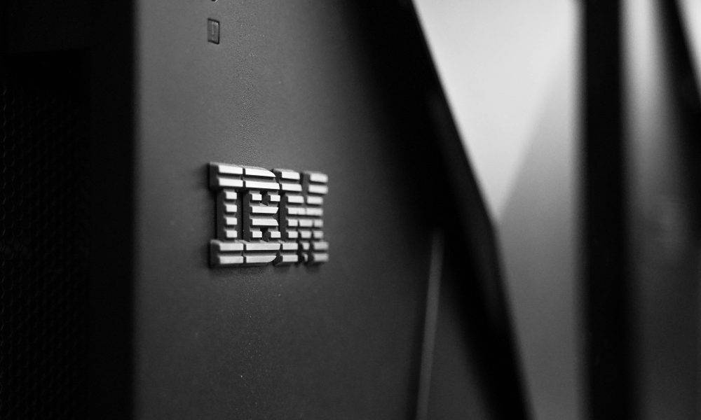 IBM：將暫停招聘7800個可被AI取代的職位空缺