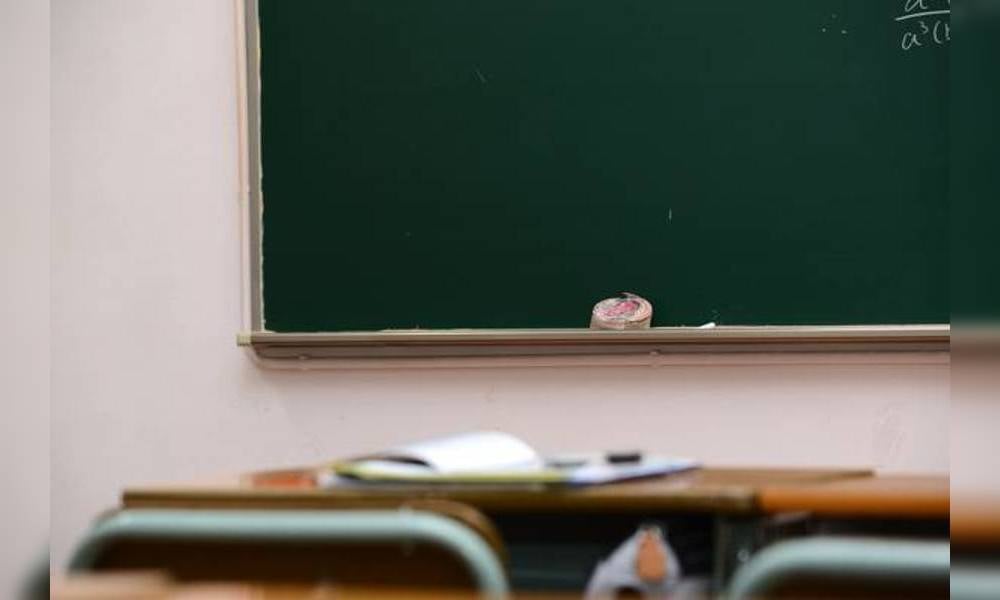 教師薪酬表2024｜最新中學學位老師起薪$34,060 入職條件+幼師人工一覽