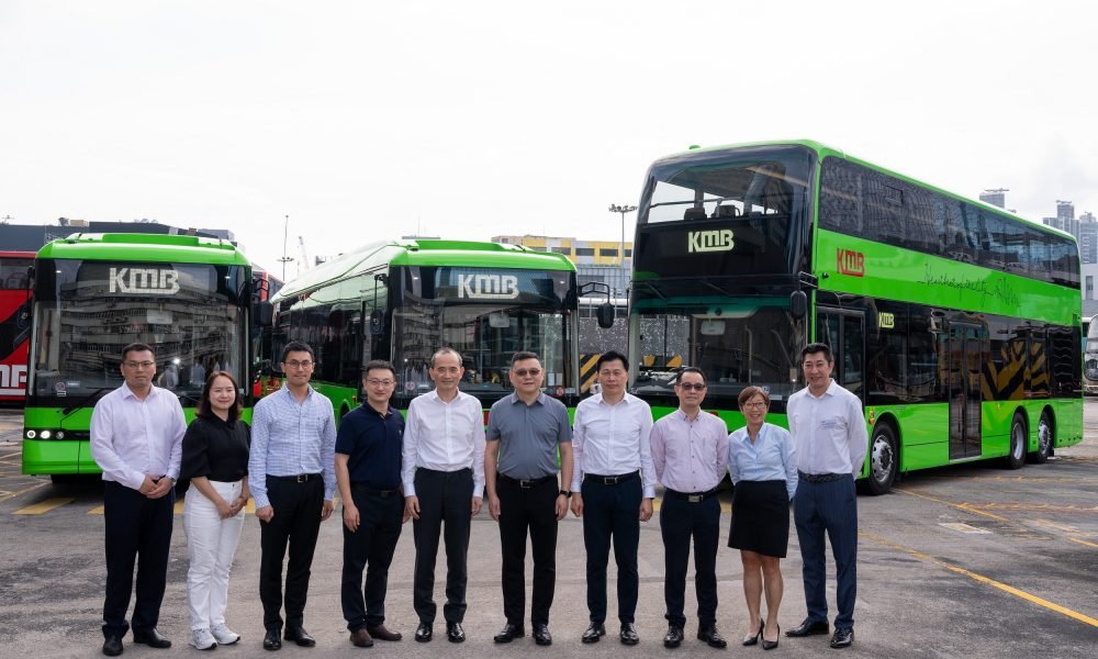 比亞迪代表參觀九巴九龍灣車廠 42部雙層電巴料七月服務市民