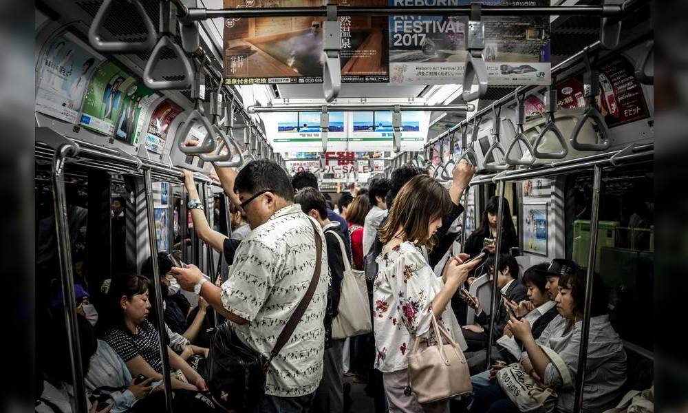 港人一款打扮特徵日本人超討厭　搭地鐵搭𨋢要識做　網民：小學生都識啦