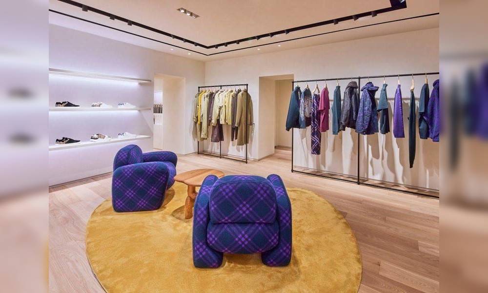 Burberry｜CEO離職及暫停派息全年盈利恐低於預期