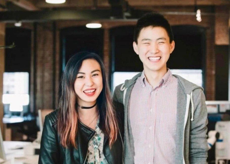 meta急用1115 億港元收購佢間公司49% Lucy Guo係Scale AI聯合創辦人,21歲時與Alexandr Wang共同創立該公司,負責公司的營運和產品設計團隊。但2018年,Lucy Guo於公司營運上分歧遭解雇,並她保留了近5%的股份。雖已離開Scale AI多年,但藉著將公司持股轉售,成為全球最年輕的白手起家女億萬富翁,也是《富比士》榜單上6名憑自己致富的女富豪之一。(圖片來源:資料圖片)