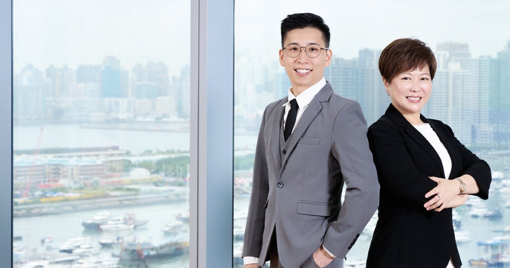 鄭子進 宏利ceo計劃 (左起)宏利財富管理經理鄭子進(Dicky)及宏利高級經銷經理周琦(Peggy)