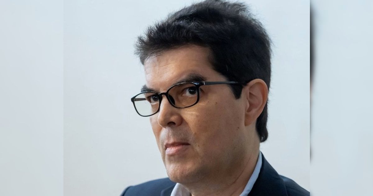 David Webb炮轟愛股包浩斯：買樓唔派息  怒斥行為「可恥」 籲獨董有所作為