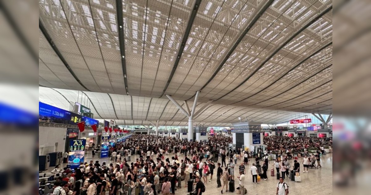 【國慶長假】內地鐵路迎出行高峰 12日料運送2.19億人次 已售逾9000萬張票