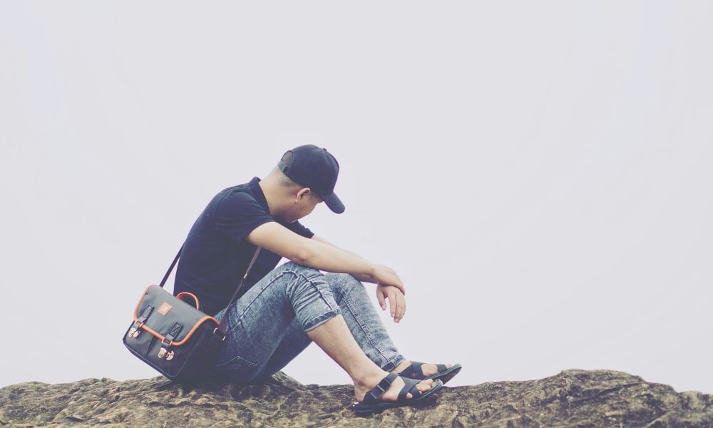 港男「三十而立」碌IG感嘆朋輩人生清單無形壓力 VS Z世代19歲開始投資：好似被社會「篩走」成為異類