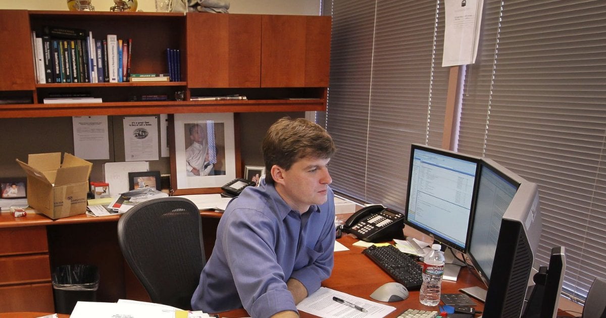 【究竟佢贏定輸】「沽神」Michael Burry11億美元巨倉看跌期權  Palantir CEO反擊：行為瘋狂