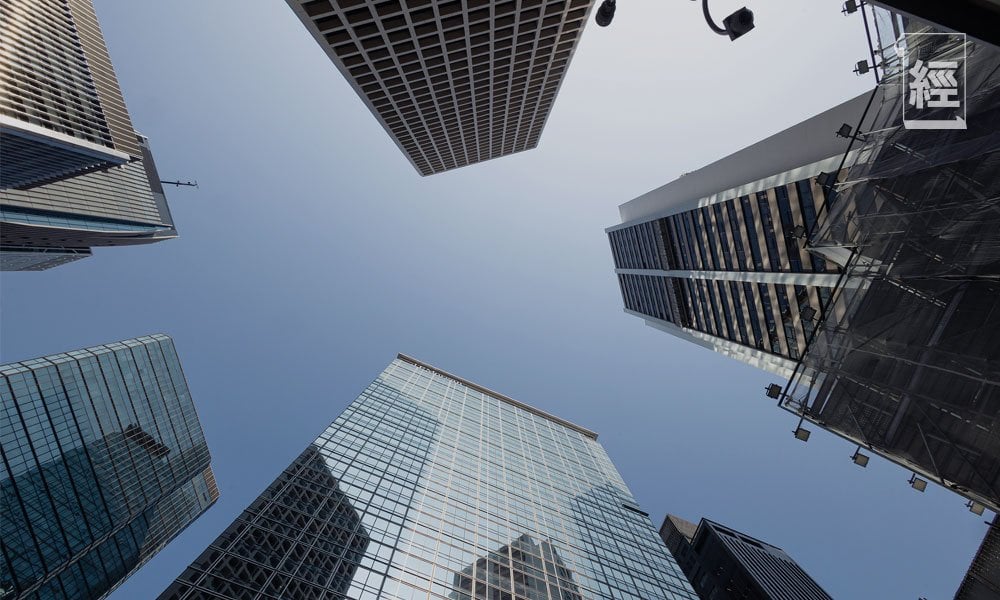 中資企業撐起甲廈  香港角色再定義︳地產專欄