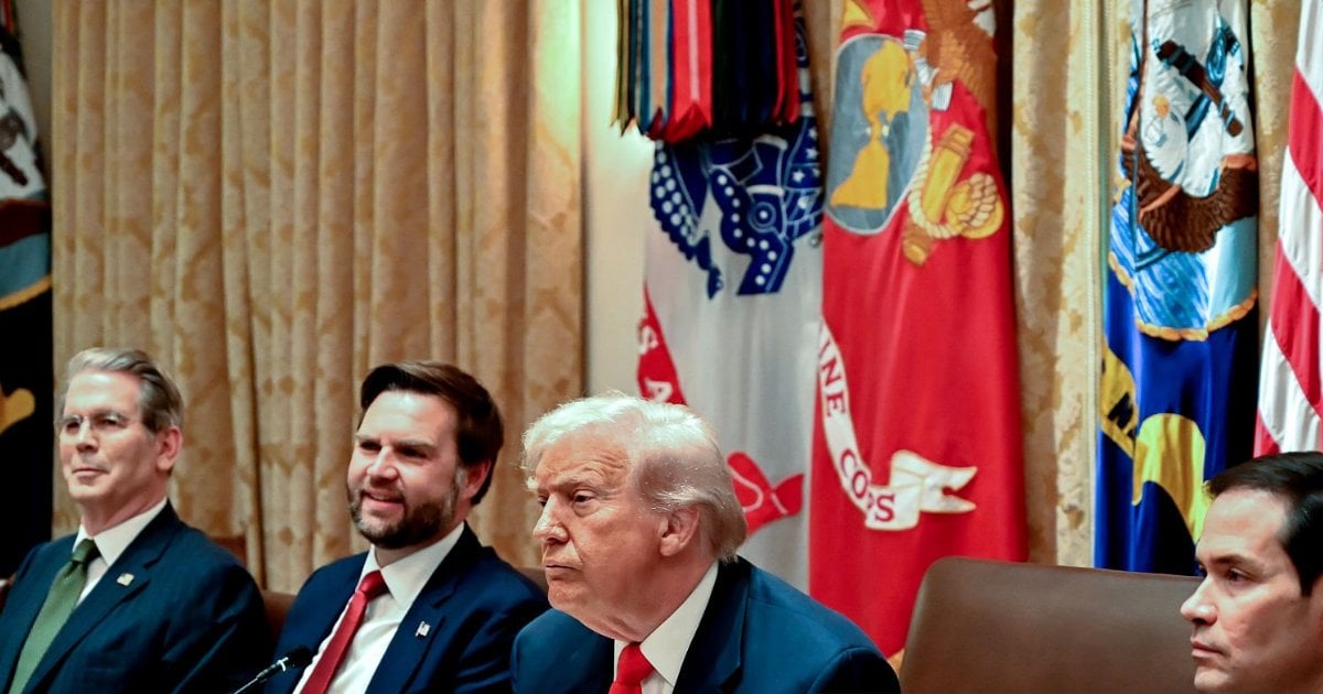 【石油博弈】華府傳本周晤油企重建委內瑞拉 特朗普：18個月搞掂 雪佛龍急升半成