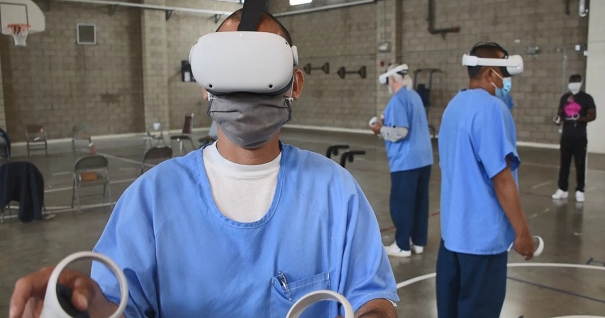 鐵窗內的「模擬人生」：加州監獄測試VR技術 助長期囚犯重投社會