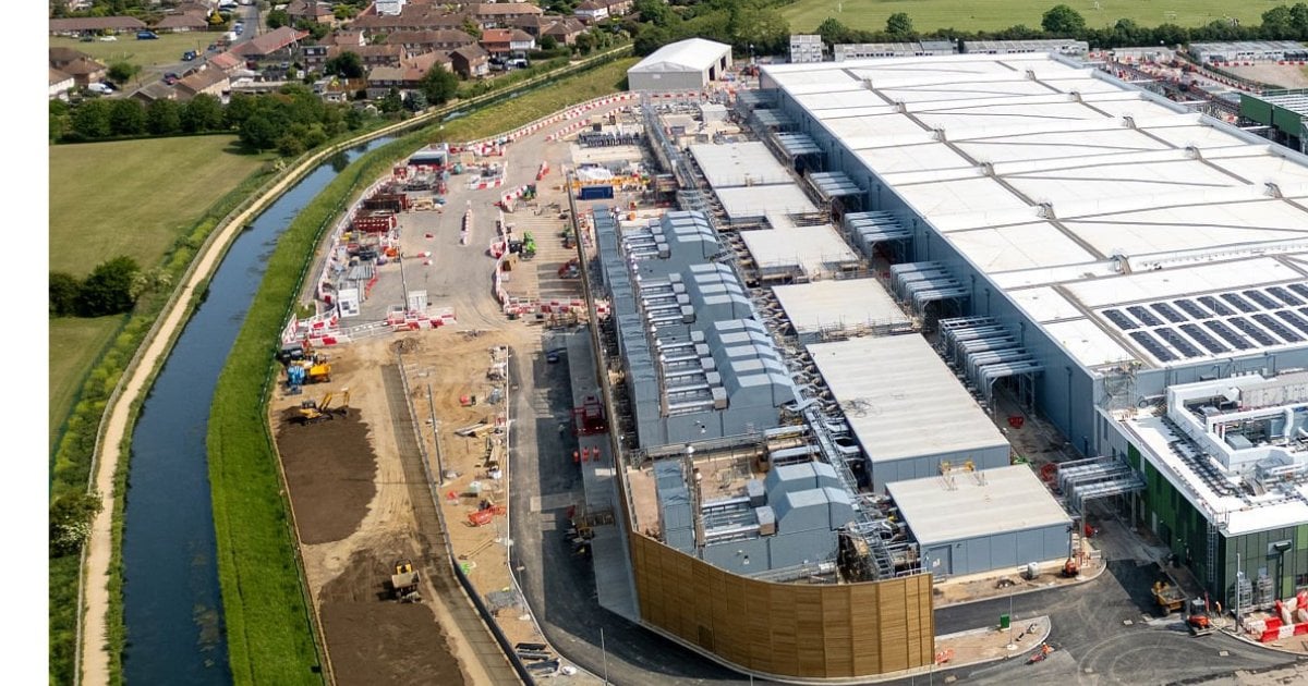 【借錢借到下世紀 】Google 豪發百年債籌 1,560 億 科網泡沫後首見 狂燒 1.4 萬億 All-in AI 基建