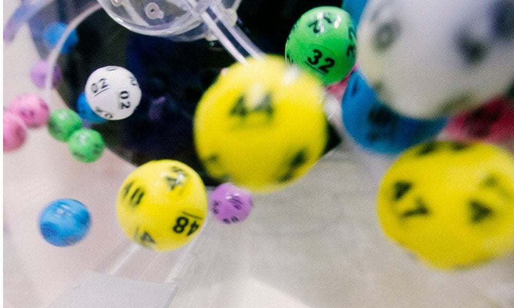 統計學女博士戰勝或然率、一生四度中頭獎！「不現身的中獎者」獨贏2000萬留下仗義疏財故事