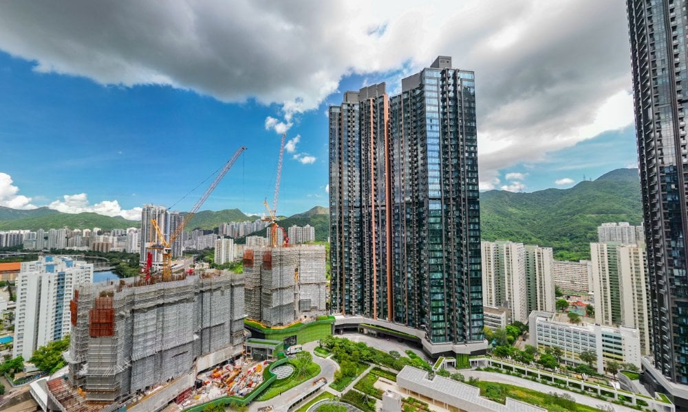 柏傲莊III招標沽52伙套現13億！最高呎價見3.6萬