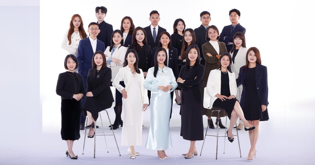 何正晗 宏利ceo計劃 由Suki領軍的區域團隊「Miracle(奇跡)」精英雲集,不僅個人業績優秀,更以驚人速度擴展團隊,是未來「總監級」人馬。