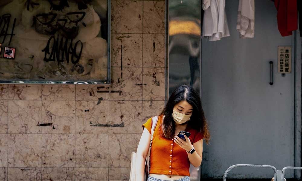 港女北上定居深圳、甘願每日高鐵來回3個鐘返工 分享隔山租樓「零中伏」心得：長期盯住小紅書搵盤源
