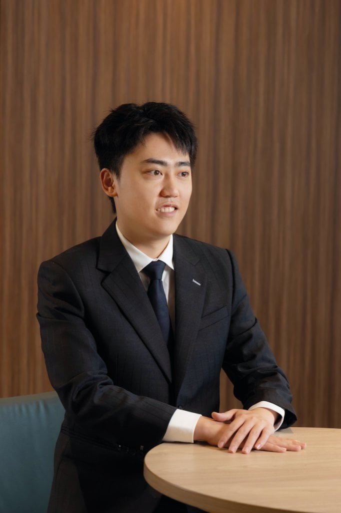 友邦精英學院andrew zhang Andrew深信,財務策劃不是一個論資排輩的行業,而是以真誠與專業,逐步贏得客戶信任。