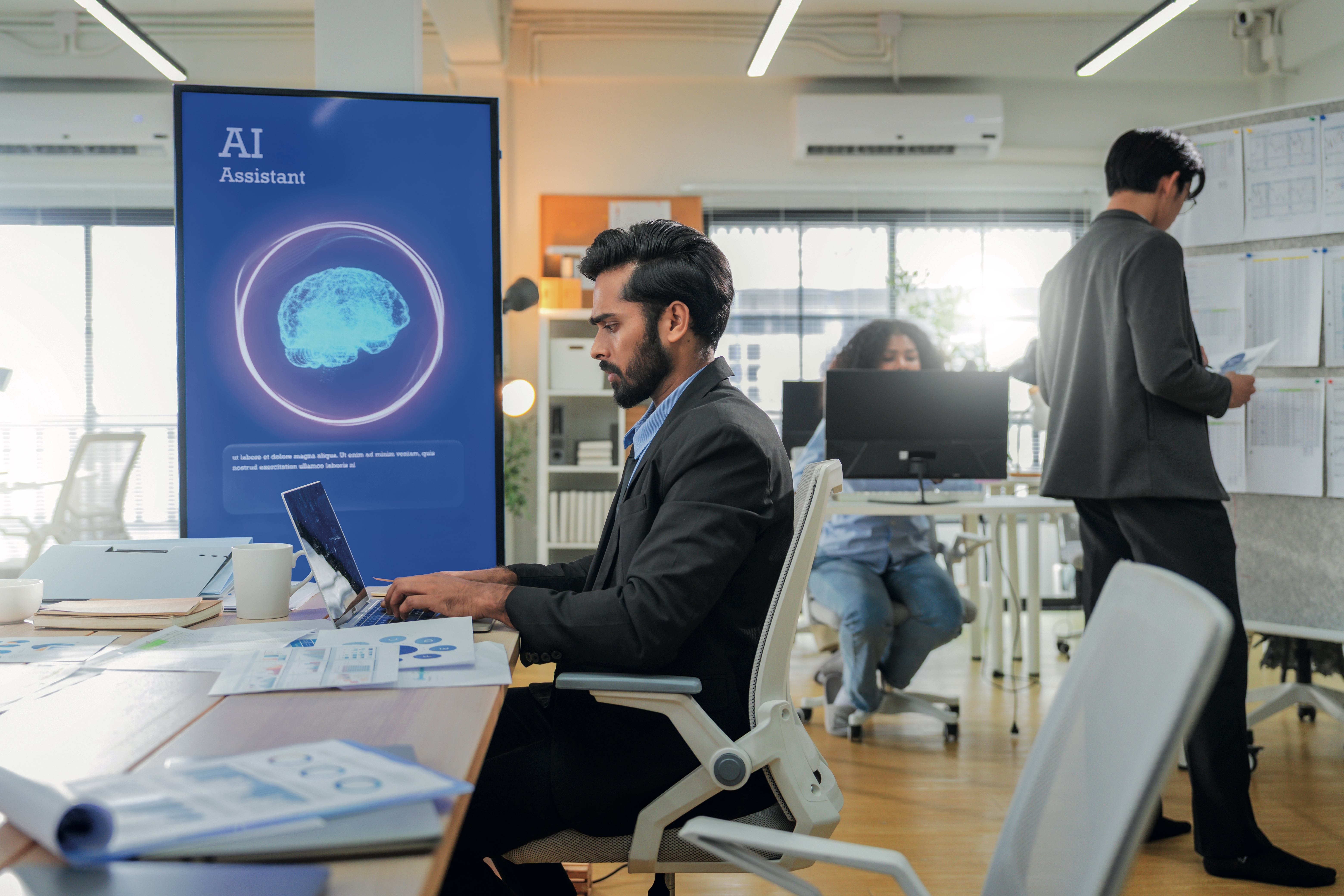See How AI Giants Are Using AI in Their Own Offices－By Katherine Bindley,WSJ