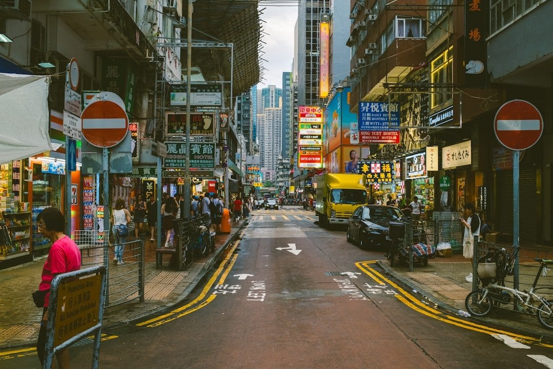 安聯汽車保險比較 全保三保保障範圍 香港街道