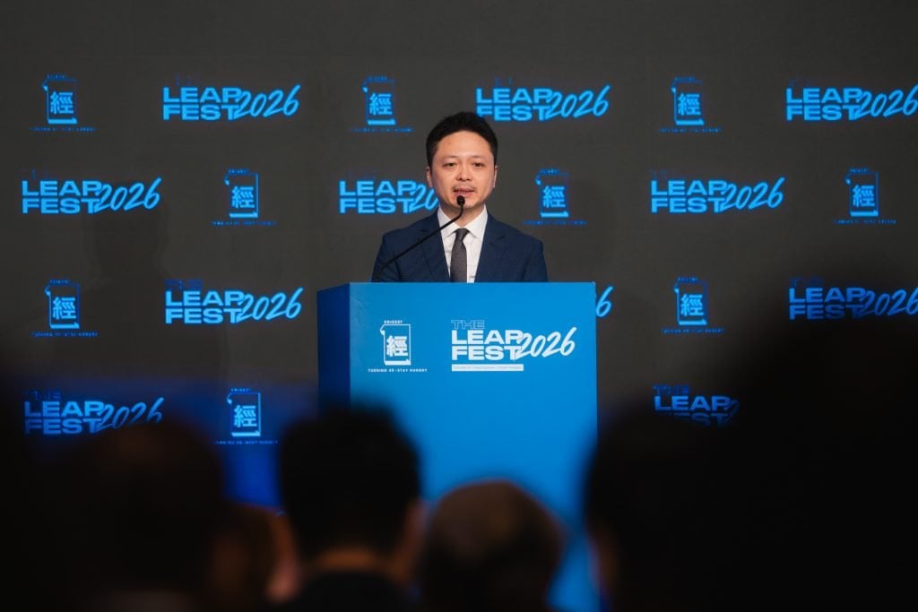 《經濟一週》首辦「the leap 恒生指數公司執行董事長李文龍(Gilbert Lee)提到,企業若能獲納入恒指成分股,能大幅提升國際投資者的關注度,以及拓展海外業務時建立更穩固的信任度,為品牌出海奠定堅實基礎。(圖片來源:本刊攝影組)