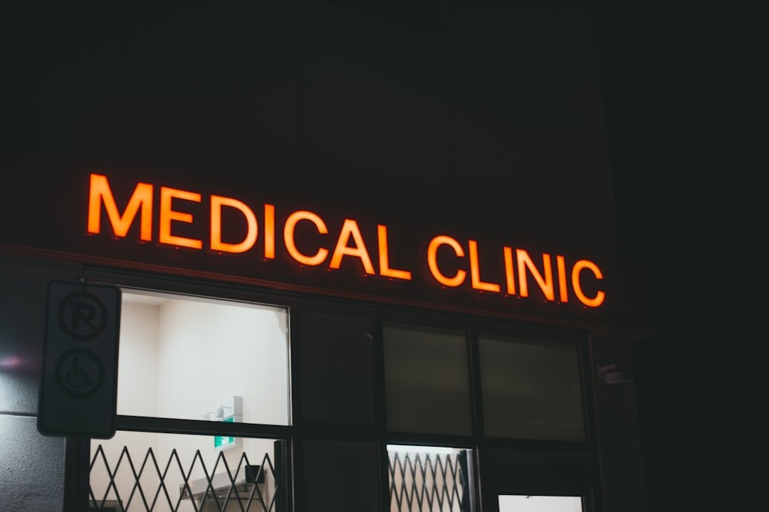 有薪病假 求醫 診所 醫生紙