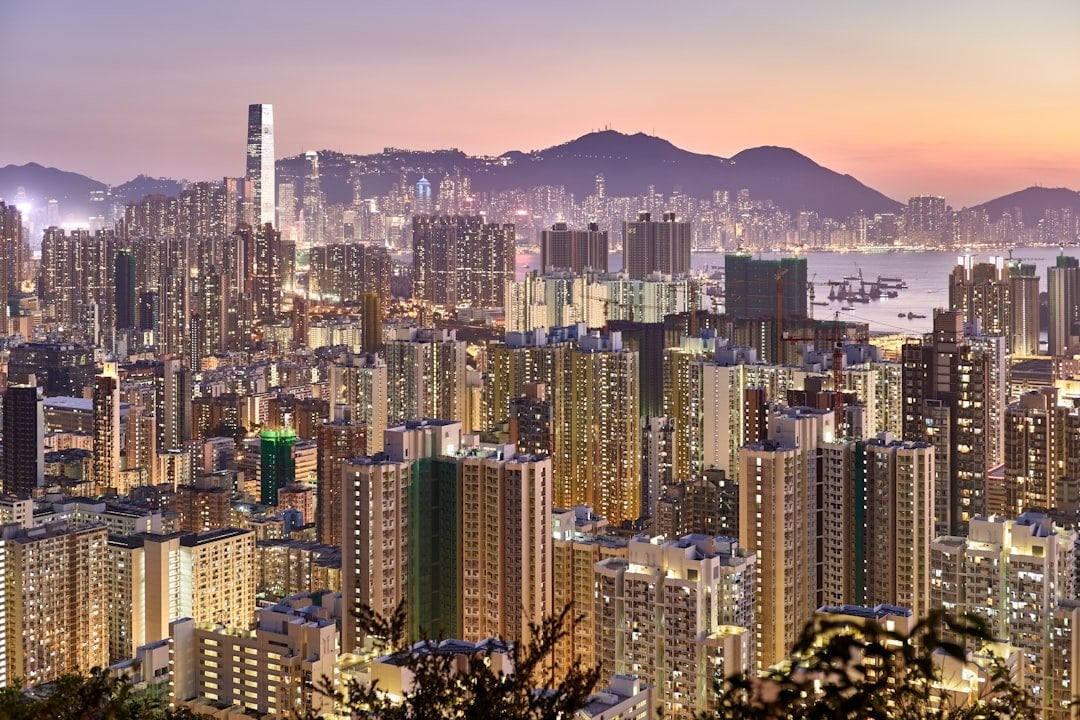 定期人壽保險與儲蓄保險分別 香港天際線