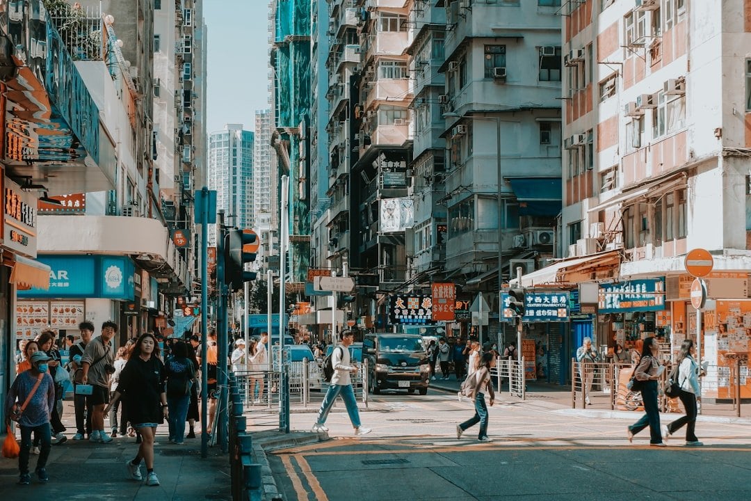 定期人壽保險與儲蓄保險分別 香港街道