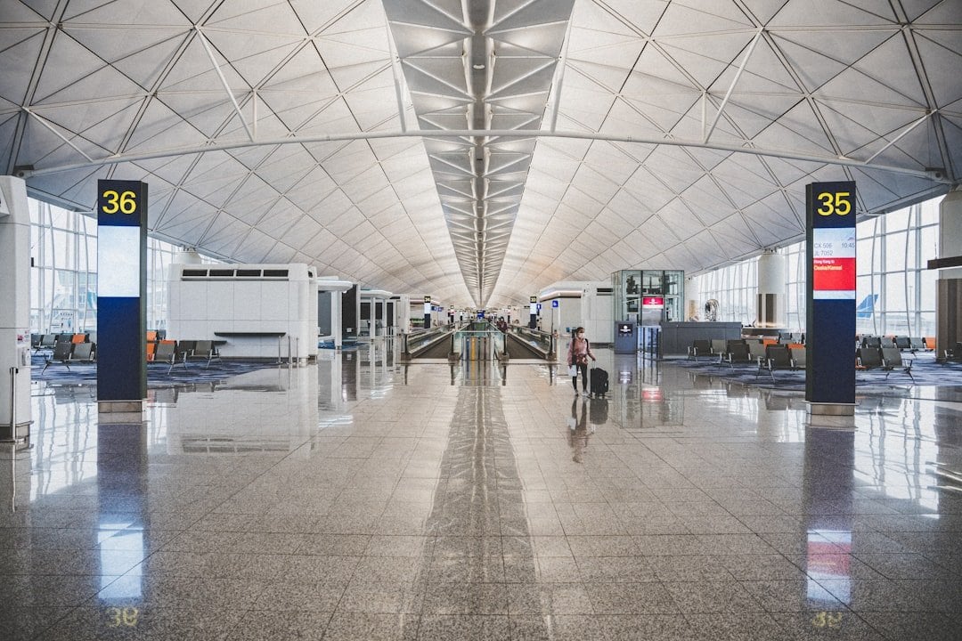 海關招聘 香港國際機場禁區禁運檢查