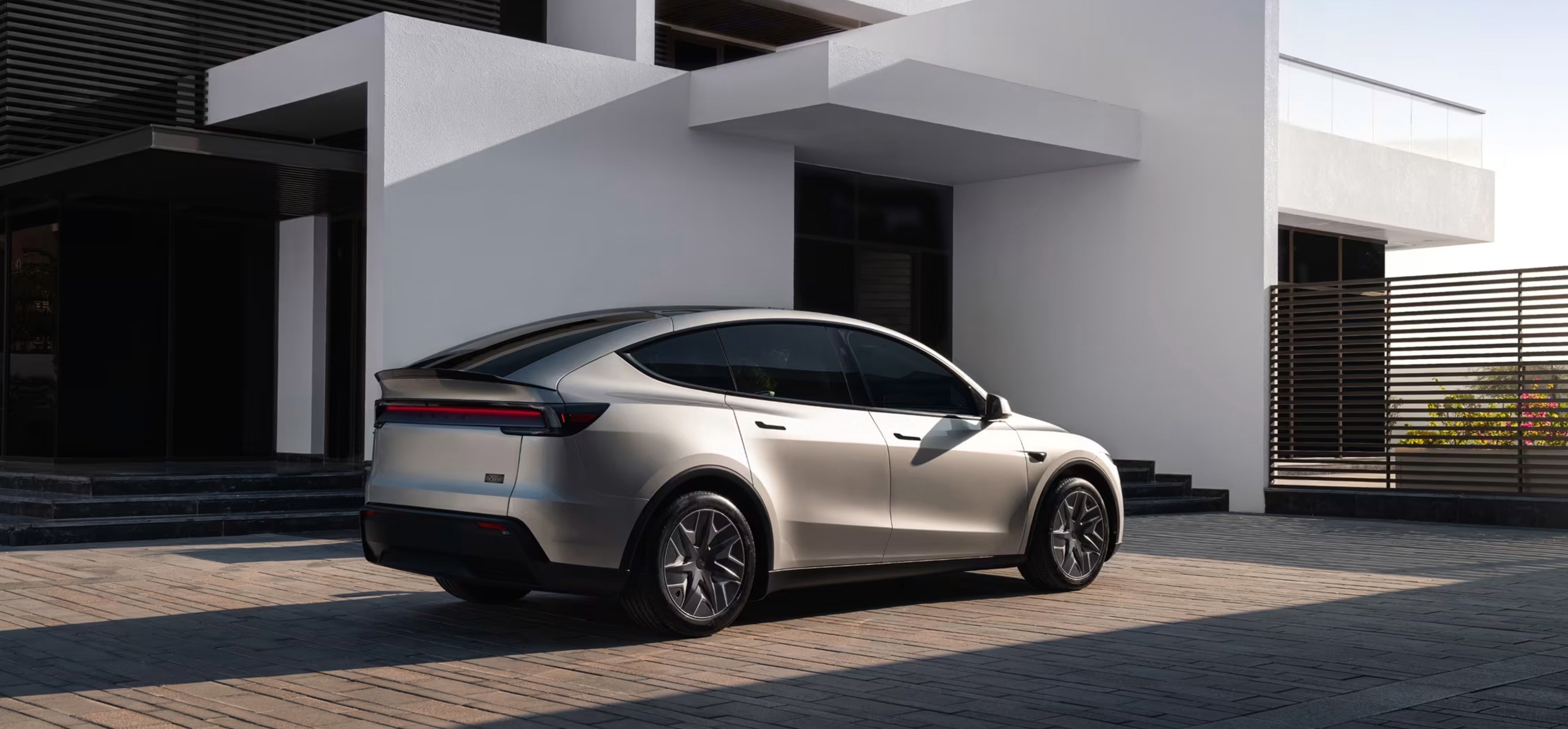 Full Self-Driving Is the Best Thing About the New Tesla Model Y－By Dan Neil, WSJ