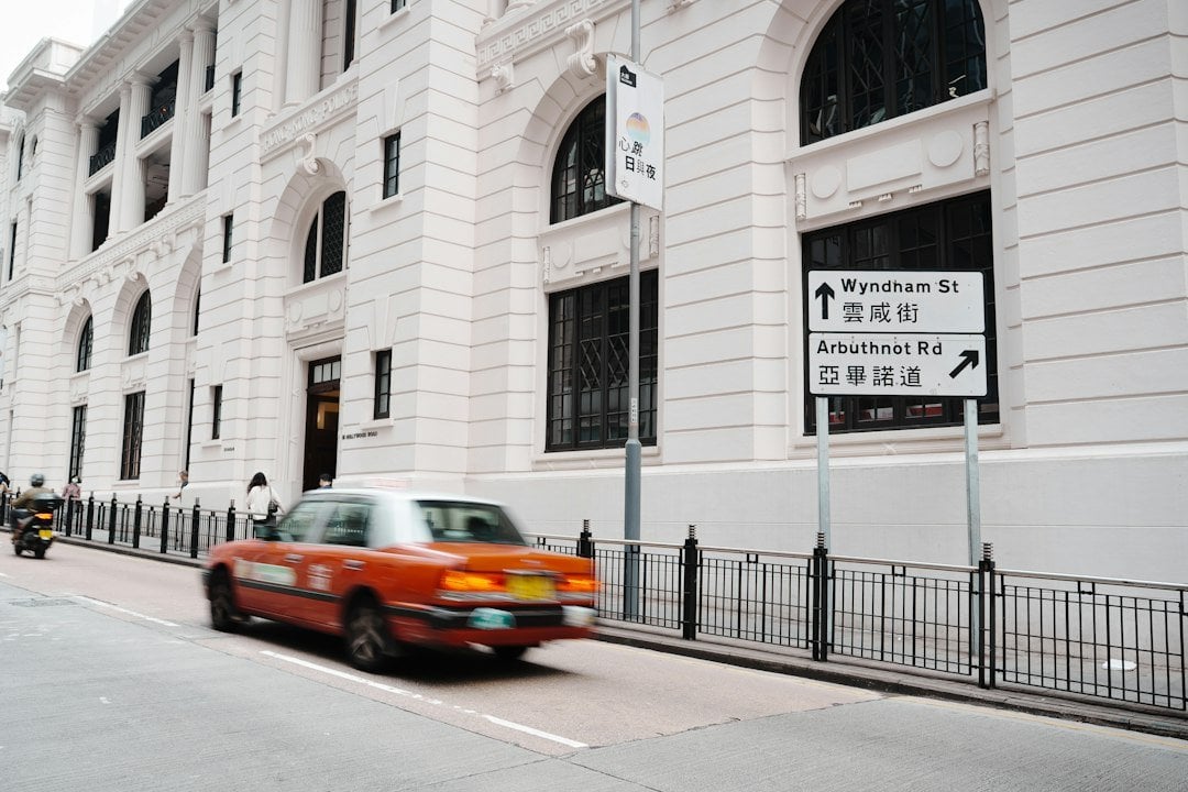 法律援助申請資格 香港法院街景