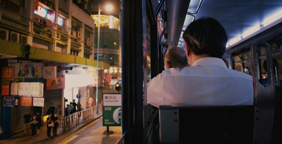 電車收費 乘客夜晚搭電車